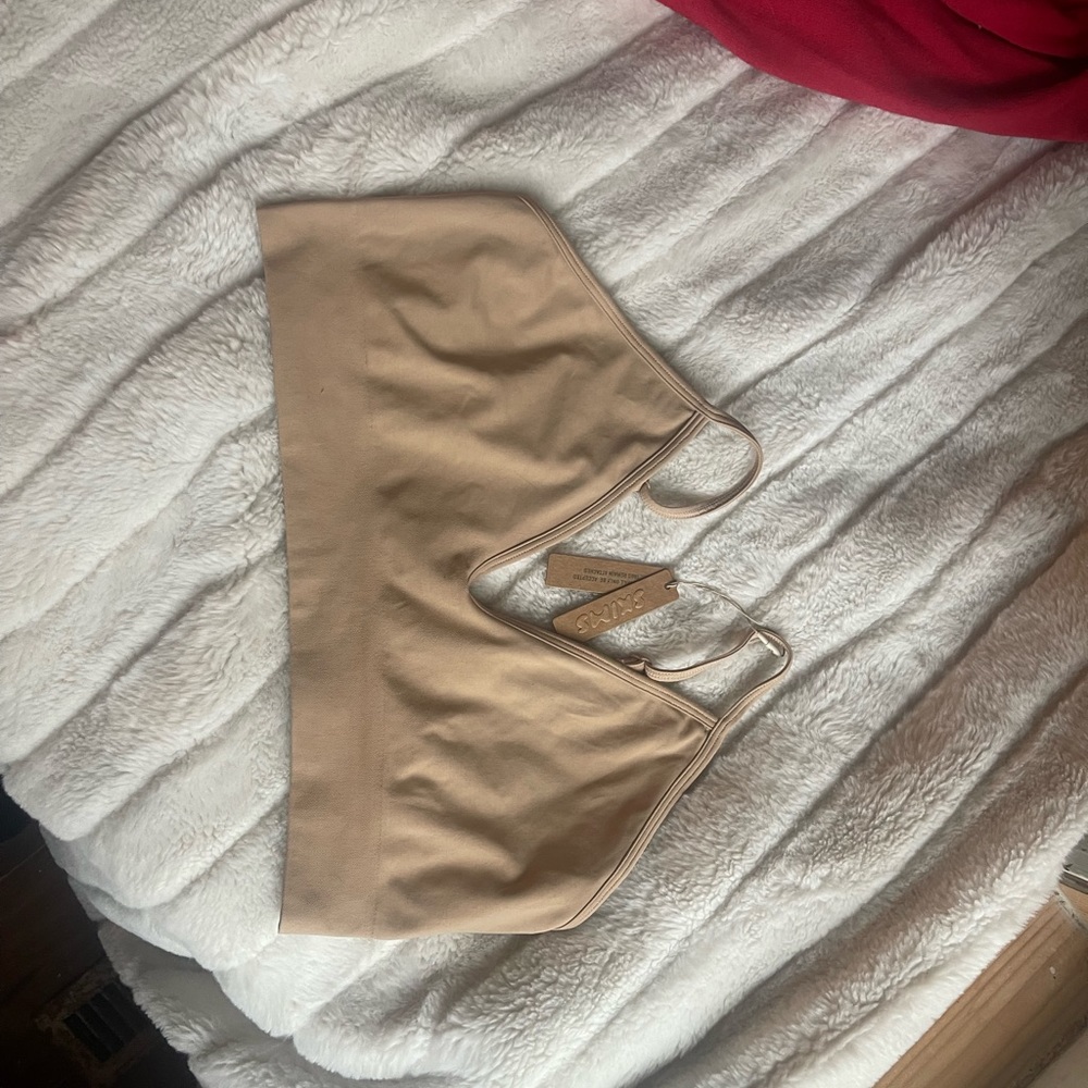 Skims Bralette Nude Color